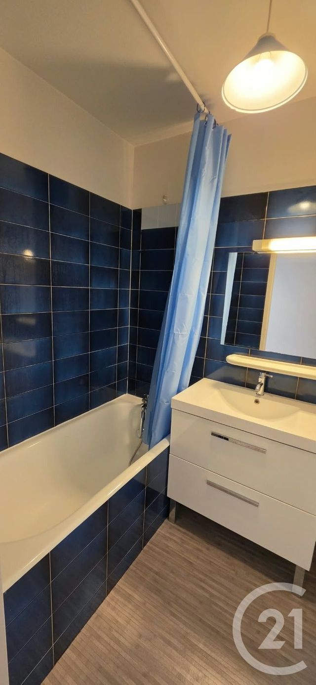 Appartement F1 à louer - 1 pièce - 25.95 m2 - ST MAUR DES FOSSES - 94 - ILE-DE-FRANCE - Century 21 La Pie