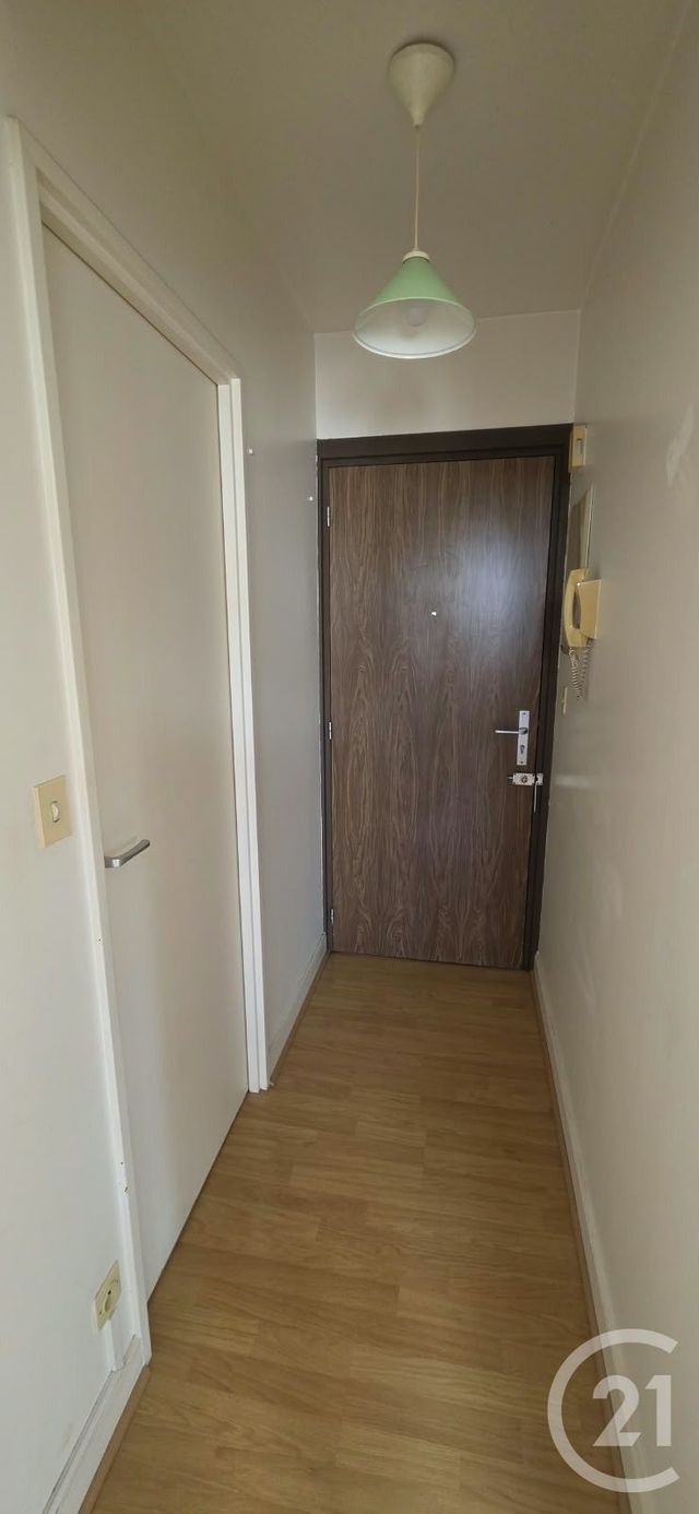 Appartement F1 à louer - 1 pièce - 25.95 m2 - ST MAUR DES FOSSES - 94 - ILE-DE-FRANCE - Century 21 La Pie