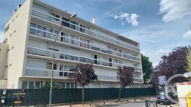 Appartement F2 à vendre - 2 pièces - 45.47 m2 - LA VARENNE ST HILAIRE - 94 - ILE-DE-FRANCE - Century 21 La Pie