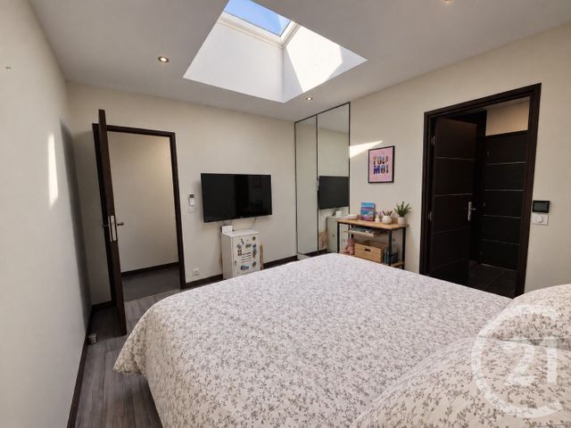 maison à vendre - 5 pièces - 149.85 m2 - ST MAUR DES FOSSES - 94 - ILE-DE-FRANCE - Century 21 La Pie