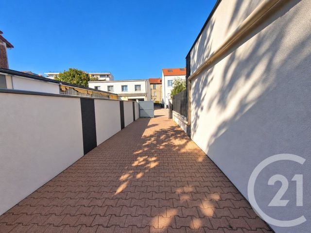 maison à vendre - 5 pièces - 149.85 m2 - ST MAUR DES FOSSES - 94 - ILE-DE-FRANCE - Century 21 La Pie