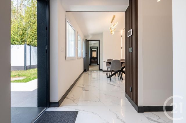 maison à vendre - 5 pièces - 111.61 m2 - ST MAUR DES FOSSES - 94 - ILE-DE-FRANCE - Century 21 La Pie