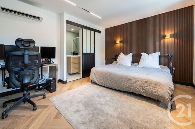 maison à vendre - 5 pièces - 111.61 m2 - ST MAUR DES FOSSES - 94 - ILE-DE-FRANCE - Century 21 La Pie