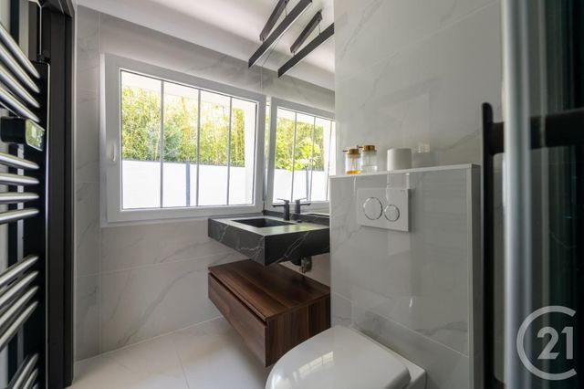 maison à vendre - 5 pièces - 111.61 m2 - ST MAUR DES FOSSES - 94 - ILE-DE-FRANCE - Century 21 La Pie