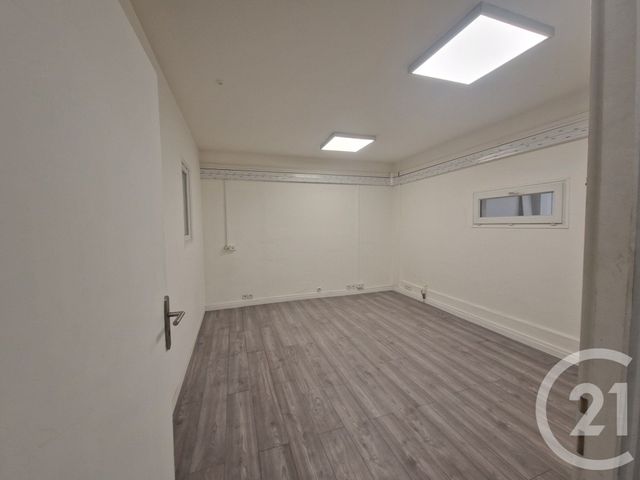 divers à vendre - 424.15 m2 - ST MAUR DES FOSSES - 94 - ILE-DE-FRANCE - Century 21 La Pie