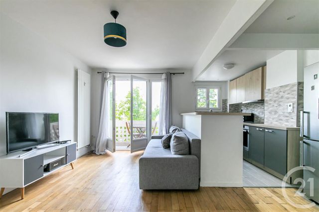 Appartement F2 à vendre - 2 pièces - 39.01 m2 - ST MAUR DES FOSSES - 94 - ILE-DE-FRANCE - Century 21 La Pie