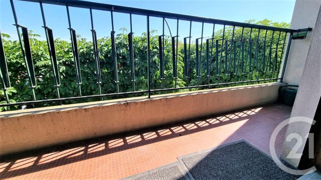 Appartement F2 à vendre - 2 pièces - 46.02 m2 - ST MAUR DES FOSSES - 94 - ILE-DE-FRANCE - Century 21 La Pie