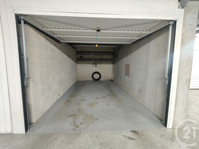 parking à vendre - 13.0 m2 - IVRY SUR SEINE - 94 - ILE-DE-FRANCE - Century 21 La Pie