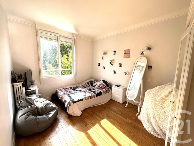 maison à vendre - 8 pièces - 140.14 m2 - ST MAUR DES FOSSES - 94 - ILE-DE-FRANCE - Century 21 La Pie