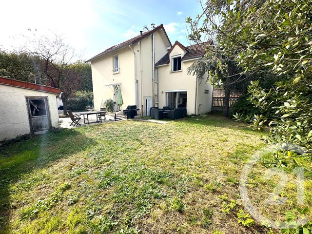 maison à vendre - 8 pièces - 140.14 m2 - ST MAUR DES FOSSES - 94 - ILE-DE-FRANCE - Century 21 La Pie