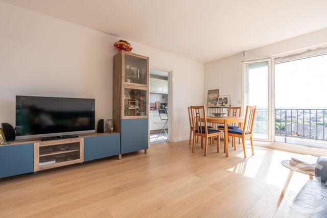 Appartement F3 à vendre - 3 pièces - 70.0 m2 - ST MAUR DES FOSSES - 94 - ILE-DE-FRANCE - Century 21 La Pie