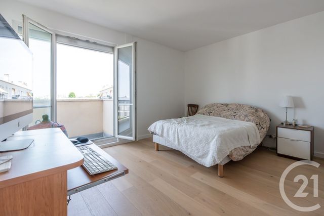 Appartement F3 à vendre - 3 pièces - 70.0 m2 - ST MAUR DES FOSSES - 94 - ILE-DE-FRANCE - Century 21 La Pie