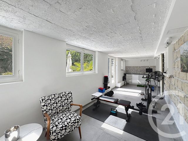 maison à vendre - 6 pièces - 170.0 m2 - LA VARENNE ST HILAIRE - 94 - ILE-DE-FRANCE - Century 21 La Pie