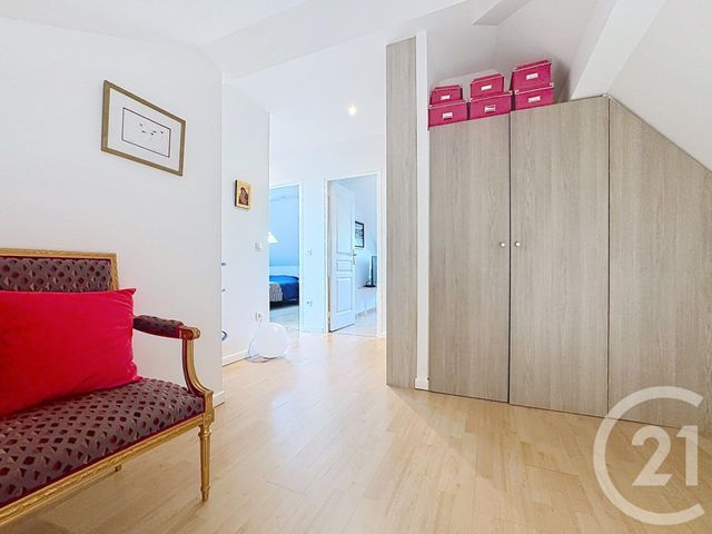 maison à vendre - 6 pièces - 170.0 m2 - LA VARENNE ST HILAIRE - 94 - ILE-DE-FRANCE - Century 21 La Pie