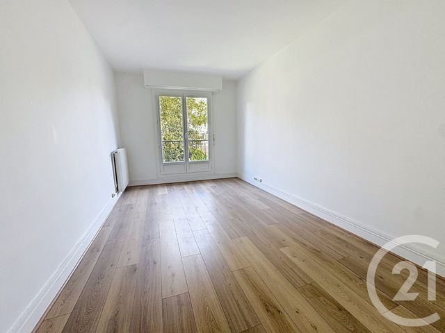 Appartement F3 à vendre - 3 pièces - 81.98 m2 - ST MAUR DES FOSSES - 94 - ILE-DE-FRANCE - Century 21 La Pie