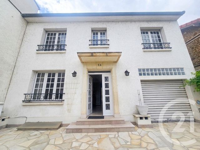 maison à vendre - 8 pièces - 213.37 m2 - ST MAUR DES FOSSES - 94 - ILE-DE-FRANCE - Century 21 La Pie